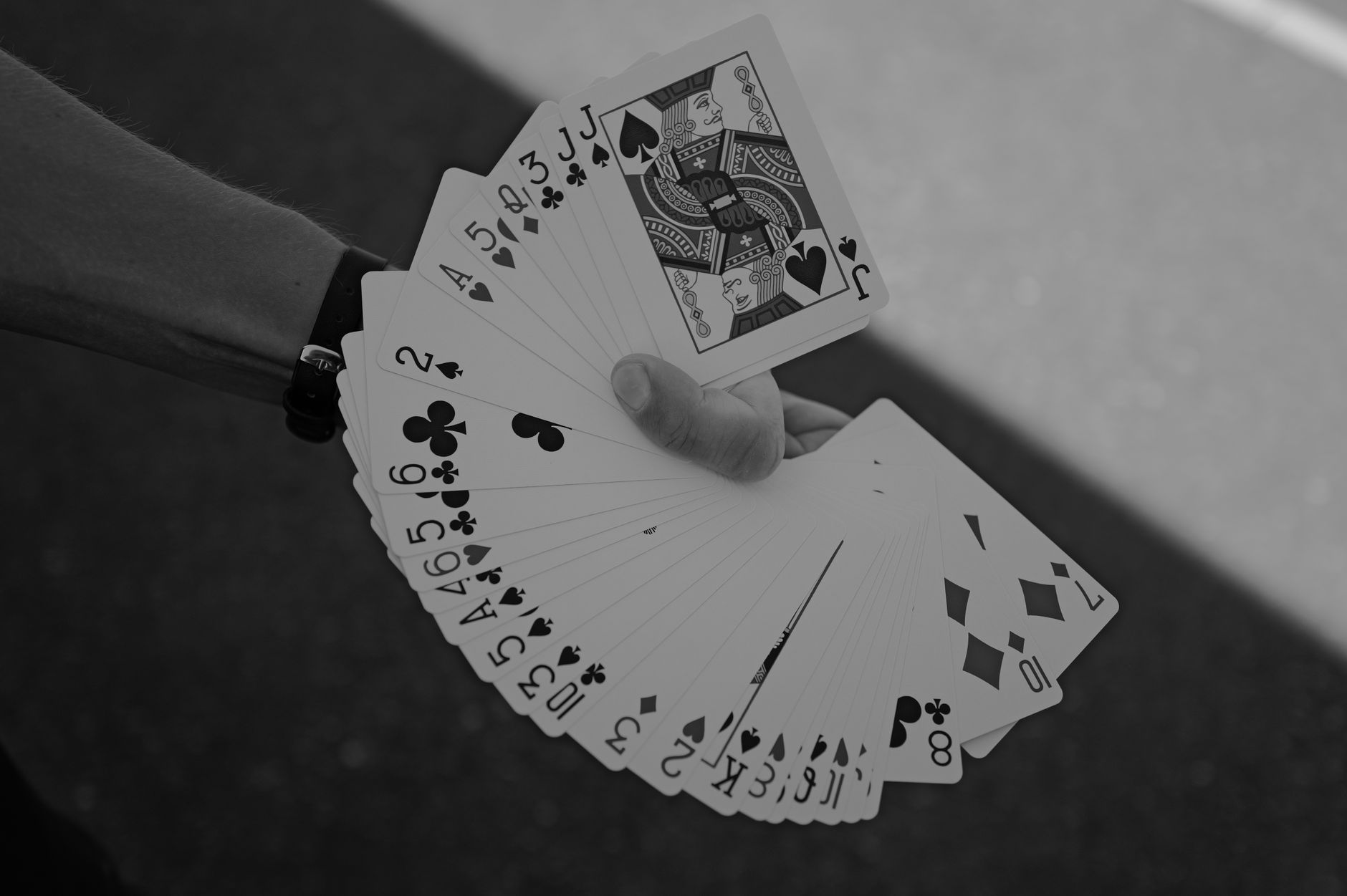 面对疯狂型对手怎么调整策略?五个维度拆解松凶打法应对思路(实战示例)